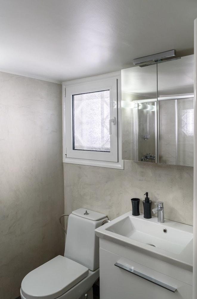 Modern Design Apartment Near Acropolis เอเธนส์ ภายนอก รูปภาพ